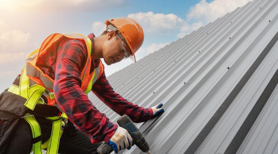 Professional Emergency Roof Repairs services in Hungerford, TX